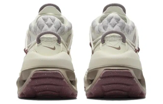 Nike Air Max Flyknit Beige