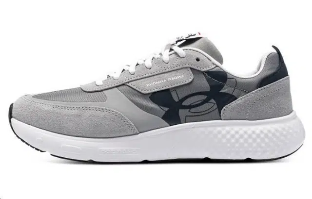 Under Armour Decoy Lux