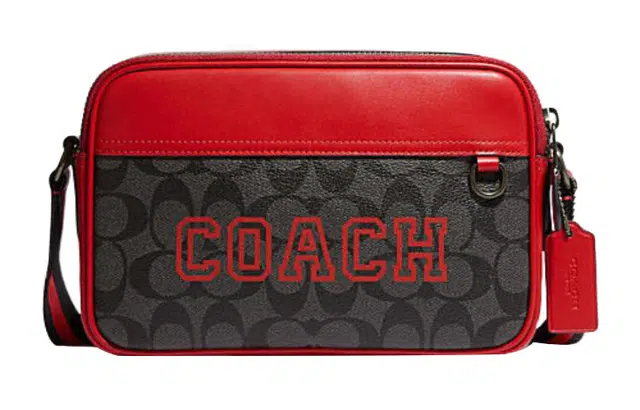COACH Graham 23