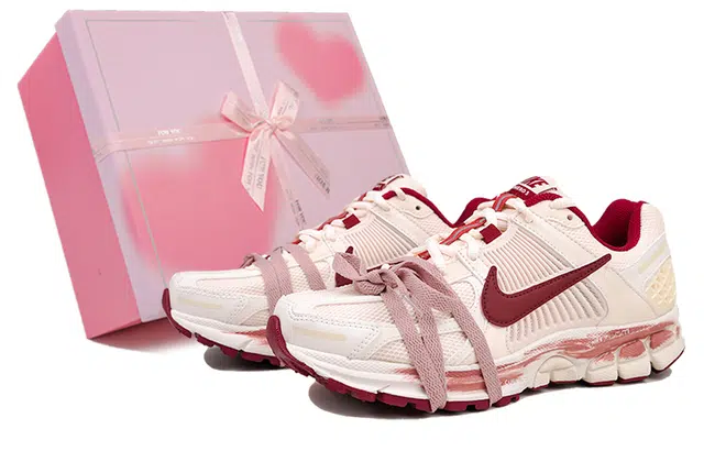 Nike Air Zoom Vomero 5 White Red