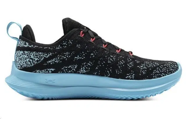 Under Armour Flow Velociti 3
