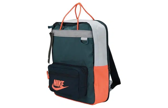 Nike Tanjun