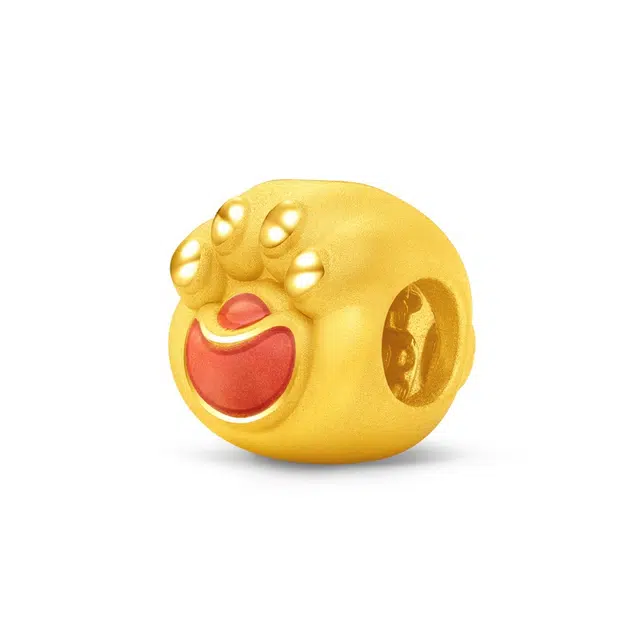周大福 甜美童话可爱猫爪喵字转运珠不含手绳 足金 一口价 黄金吊坠 男女同款情侣款