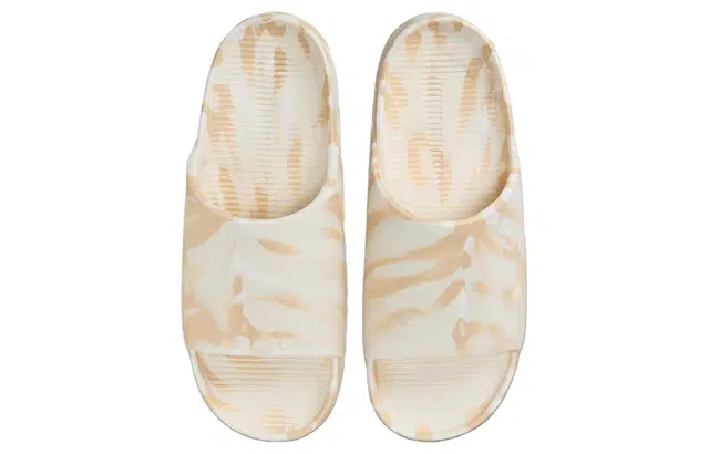Nike Calm Slide