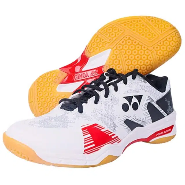 YONEX