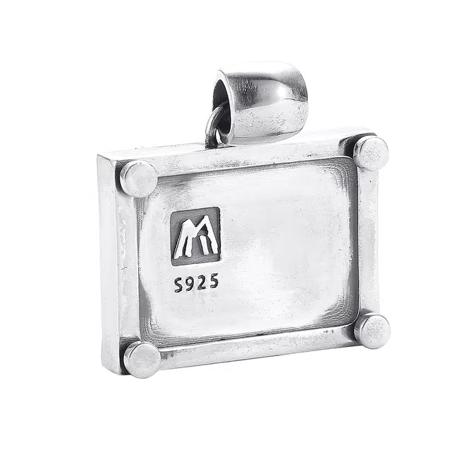 S925