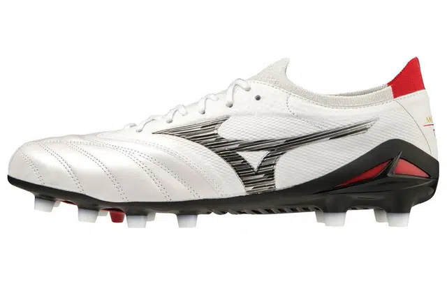 Mizuno Morelia Neo III