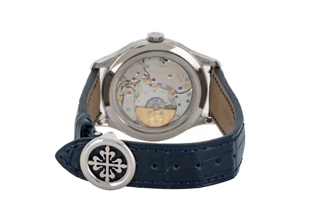 PATEK PHILIPPE 18K 5327G-001