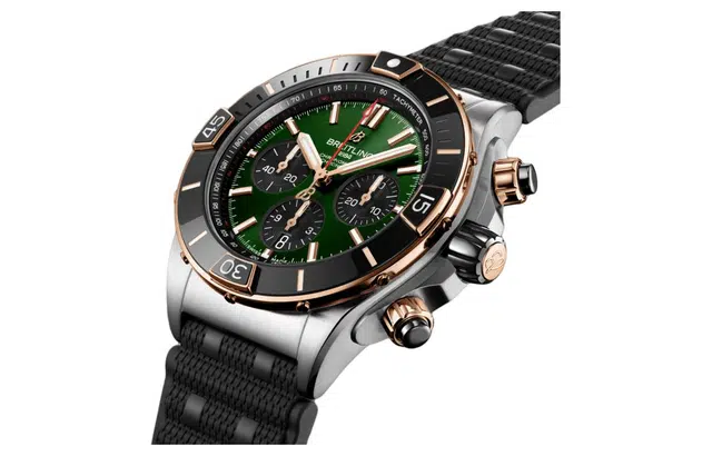 BREITLING 200 44mm UB0136251L1S1
