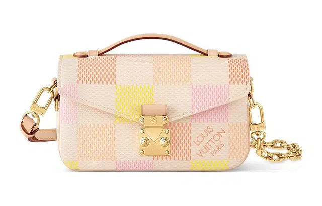 LOUIS VUITTON Pochette Metis East West S-lock