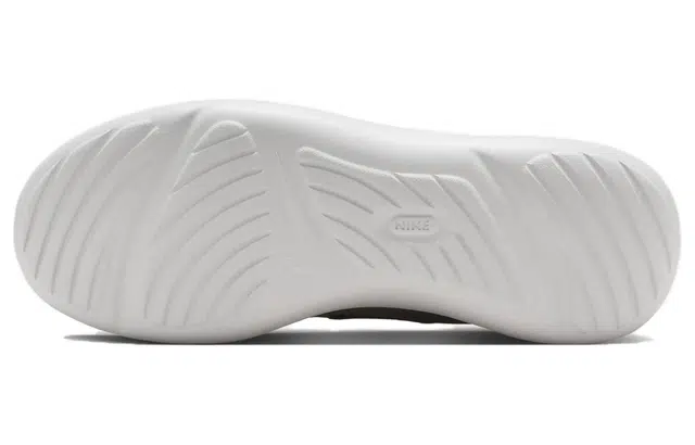 Nike E-Series AD
