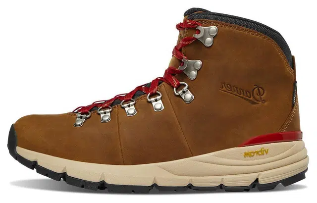 Danner Mountain 600