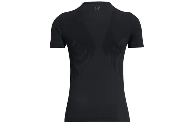 Under Armour T