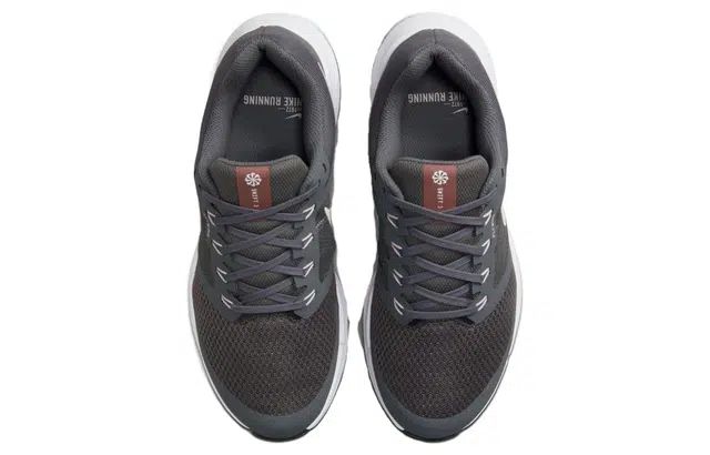 Nike Run Swift 3