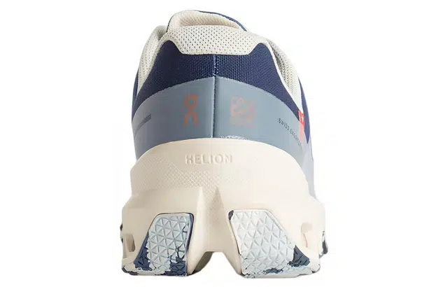 On x LOEWE Cloudventure