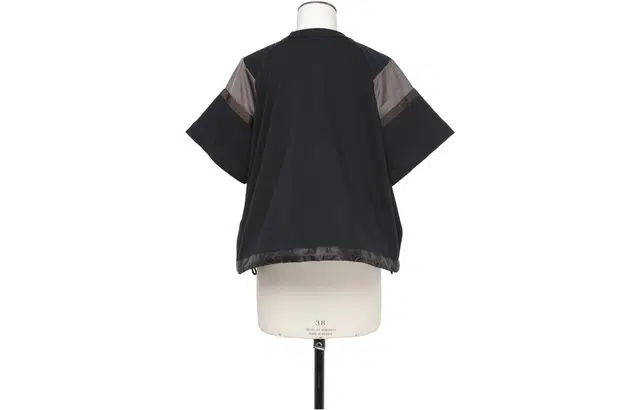Sacai T