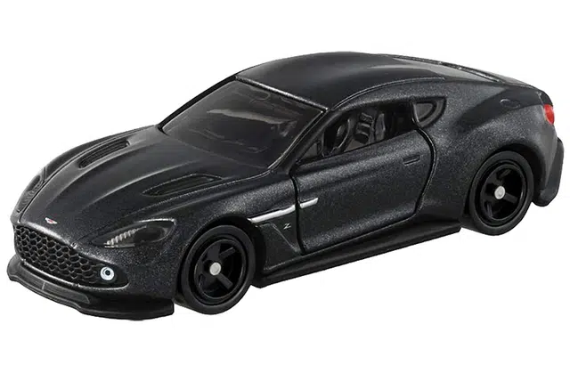 TAKARA TOMY 10
