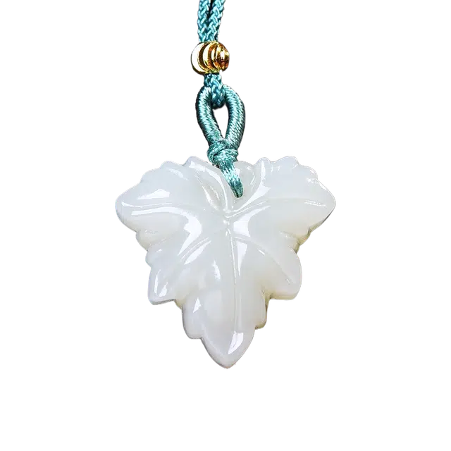 舒杰 不畏困难枫叶国风 小众轻奢感 和田玉 项链 男女同款情侣款 白玉