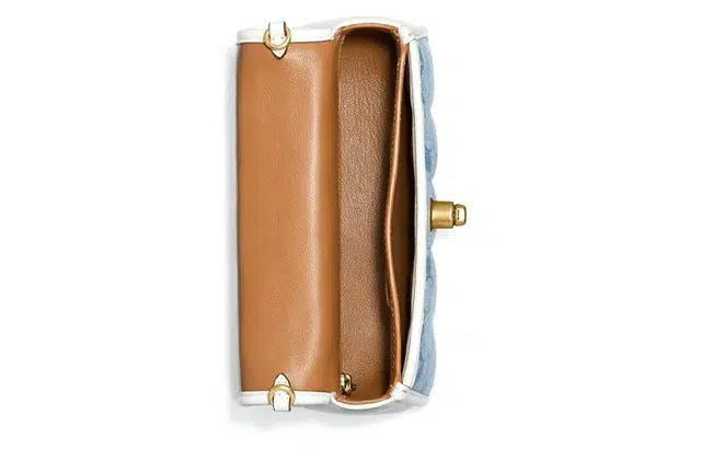 COACH Turnlock 20 Chambray
