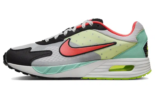 Nike Air Max Solo Hot Punch