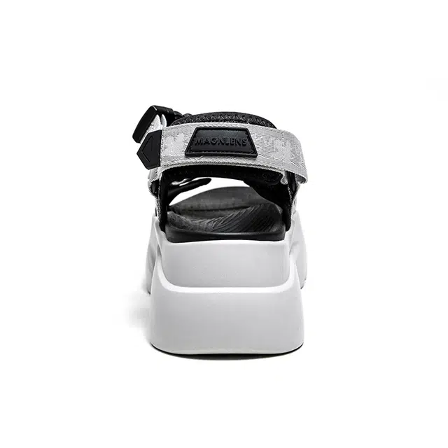 Magn Lens