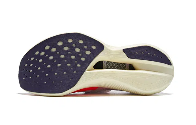 Saucony Endorphin Elite