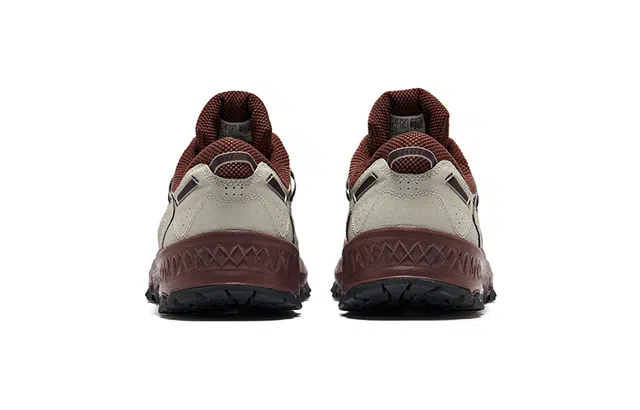 Saucony Grid Peak