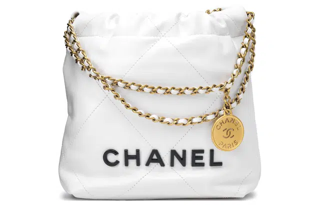 CHANEL 22Bag 24C Logo