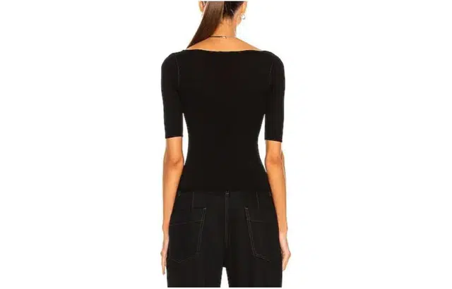 COURREGES T