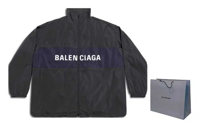 Balenciaga FW23 Zip-Up Jacket In Black