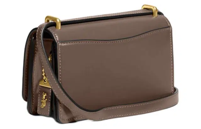 COACH Bandit 18