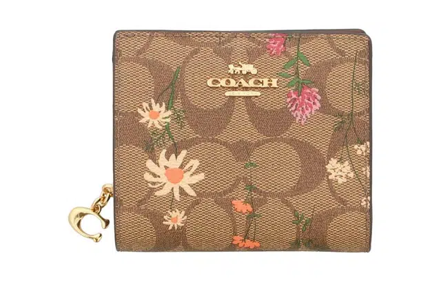 COACH Snap Wallet