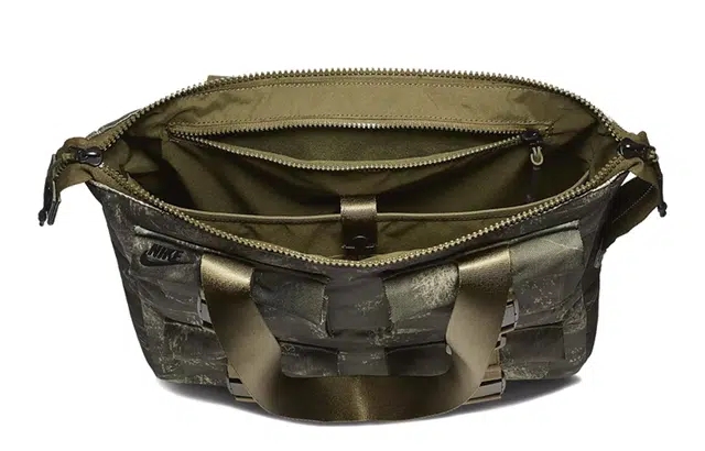 Nike Pocket Tote