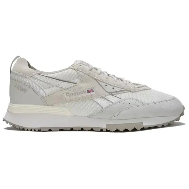 Reebok LX2200