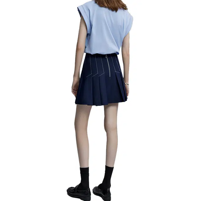 ELLE A