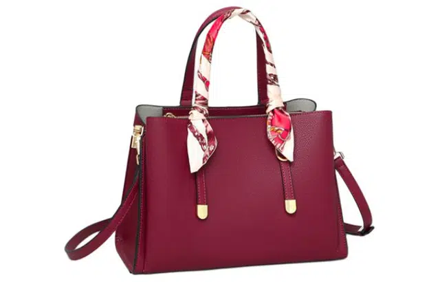 CBANNER Tote
