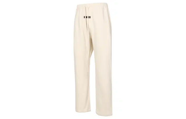 Fear of God Essentials FW22 Relaxed Sweatpant Egg shell Logo
