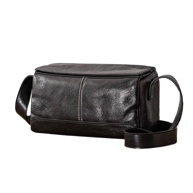 后步 通勤休闲个性 牛皮 单肩包斜挎包枕头包邮差包 男女同款情侣款 黑色