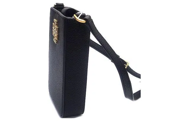 TORY BURCH T