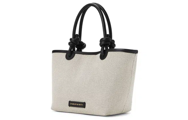 CHARLESKEITH ck Black