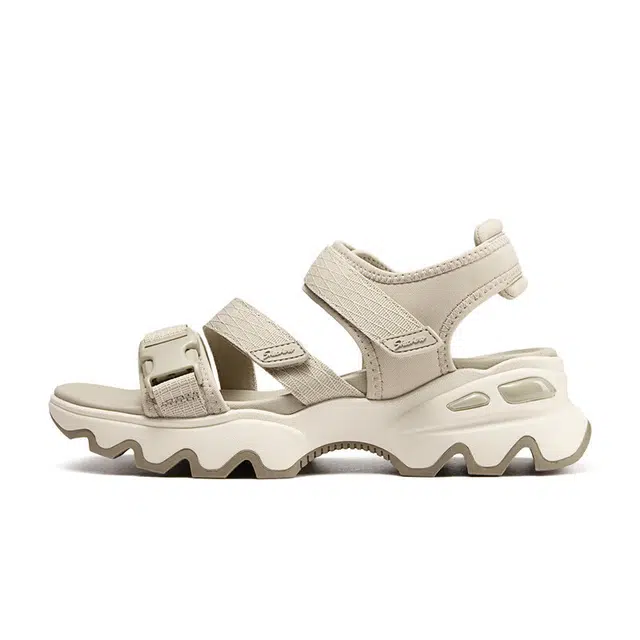 Skechers