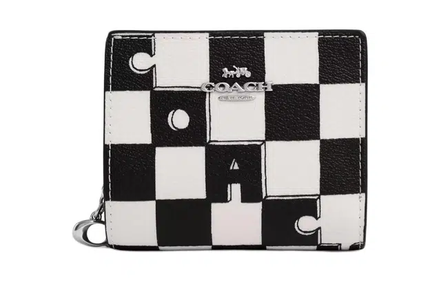 COACH Snap Wallet 10