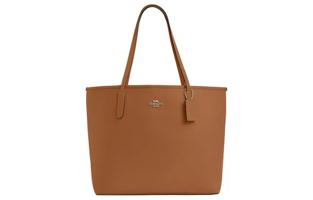 COACH City 33 Logo Tote