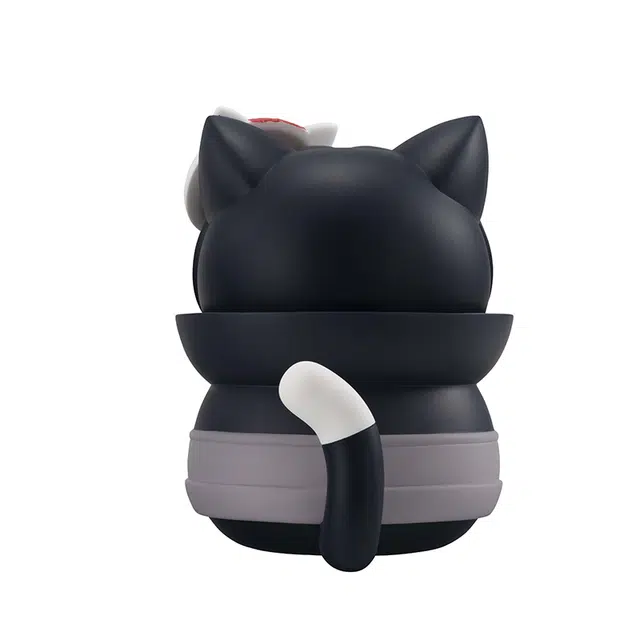MegaHouse Q