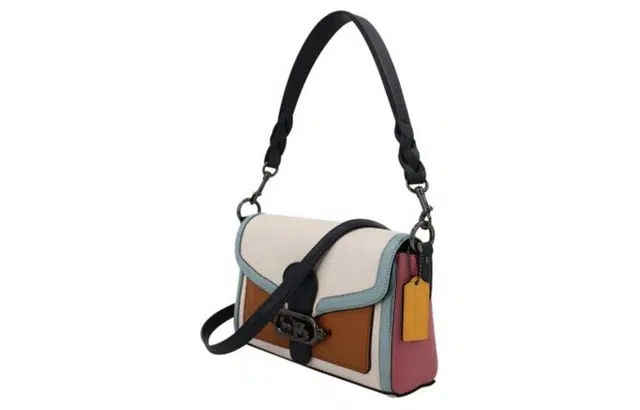 COACH Jade 26