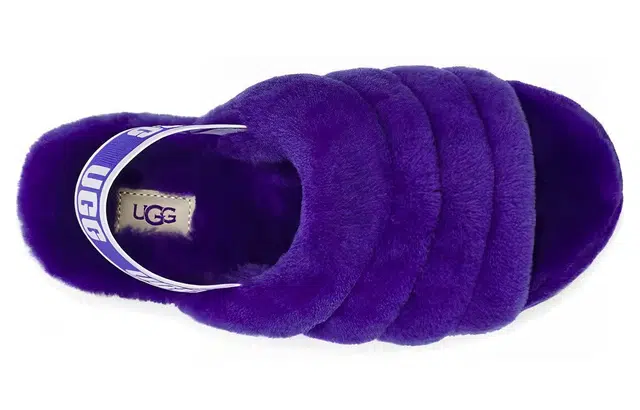 UGG FLUFF YEAH Slide