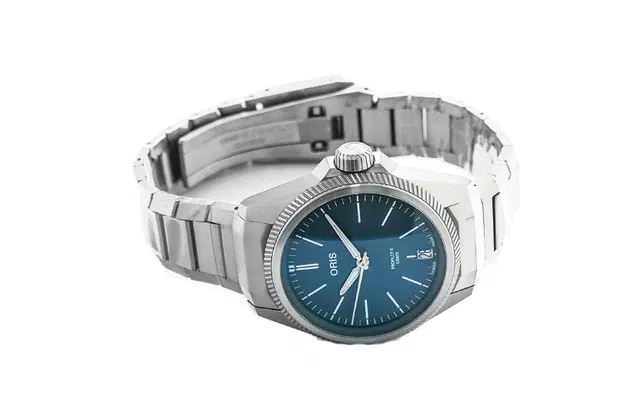Oris 100 39mm