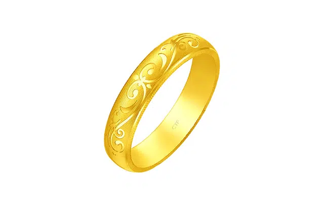 周大福 时尚花纹精美气质 光沙工艺 足金 按克计价 黄金戒指 女款
