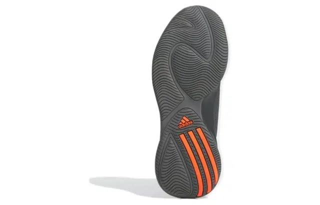 adidas Front Court