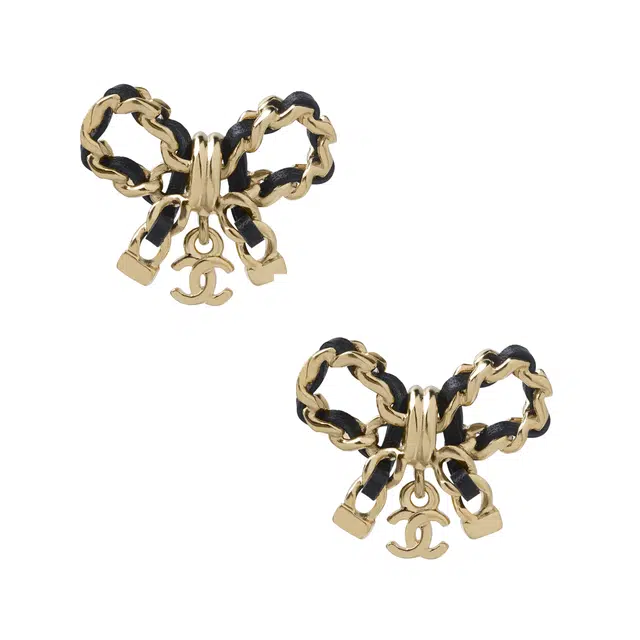 CHANEL Logo C